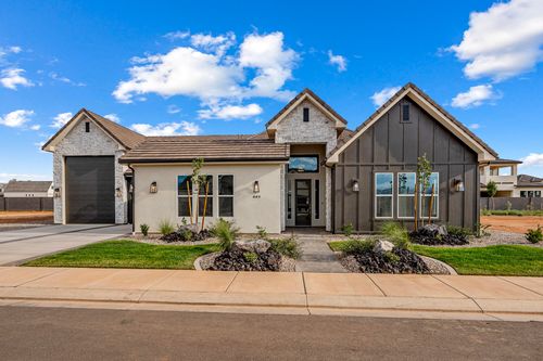 445 W Rosina Cir, Washington, UT, 84780-3871 | Card Image