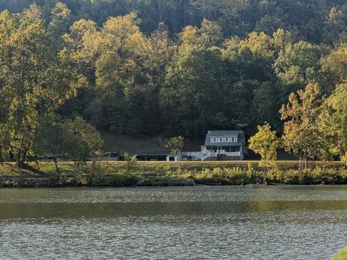 4661 Clarks Ferry Rd, Draper, VA, 24324-2805 | Card Image