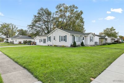 287 Seton Road, House other with 3 bedrooms, 1 bathrooms and null parking in Cheektowaga NY | Image 3