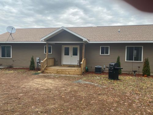 18729 112th Ave, Nunica, MI, 49448-9415 | Card Image