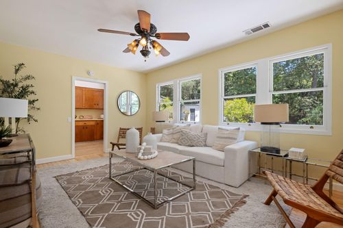 1808 Stanwood Dr, SANTA BARBARA, CA, 93103-1630 | Card Image