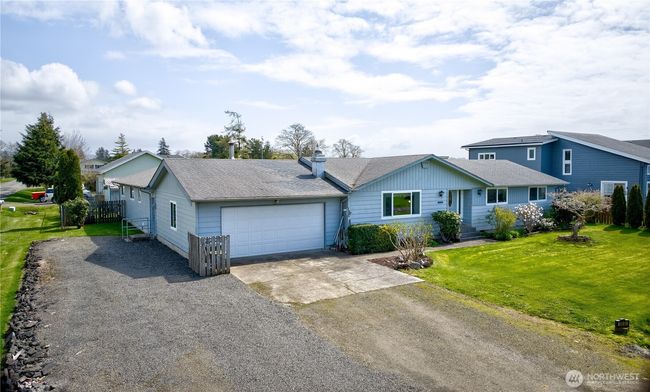 Well maintained home located by the Ilwaco Airport in Vandalia. A quiet little bedroom community outside Ilwaco. This 3-bedroom 2-bath home has an attached apartment or ADU with 2- Bedrooms and a Full Bath. Perfect for renting or communal living. | Image 8