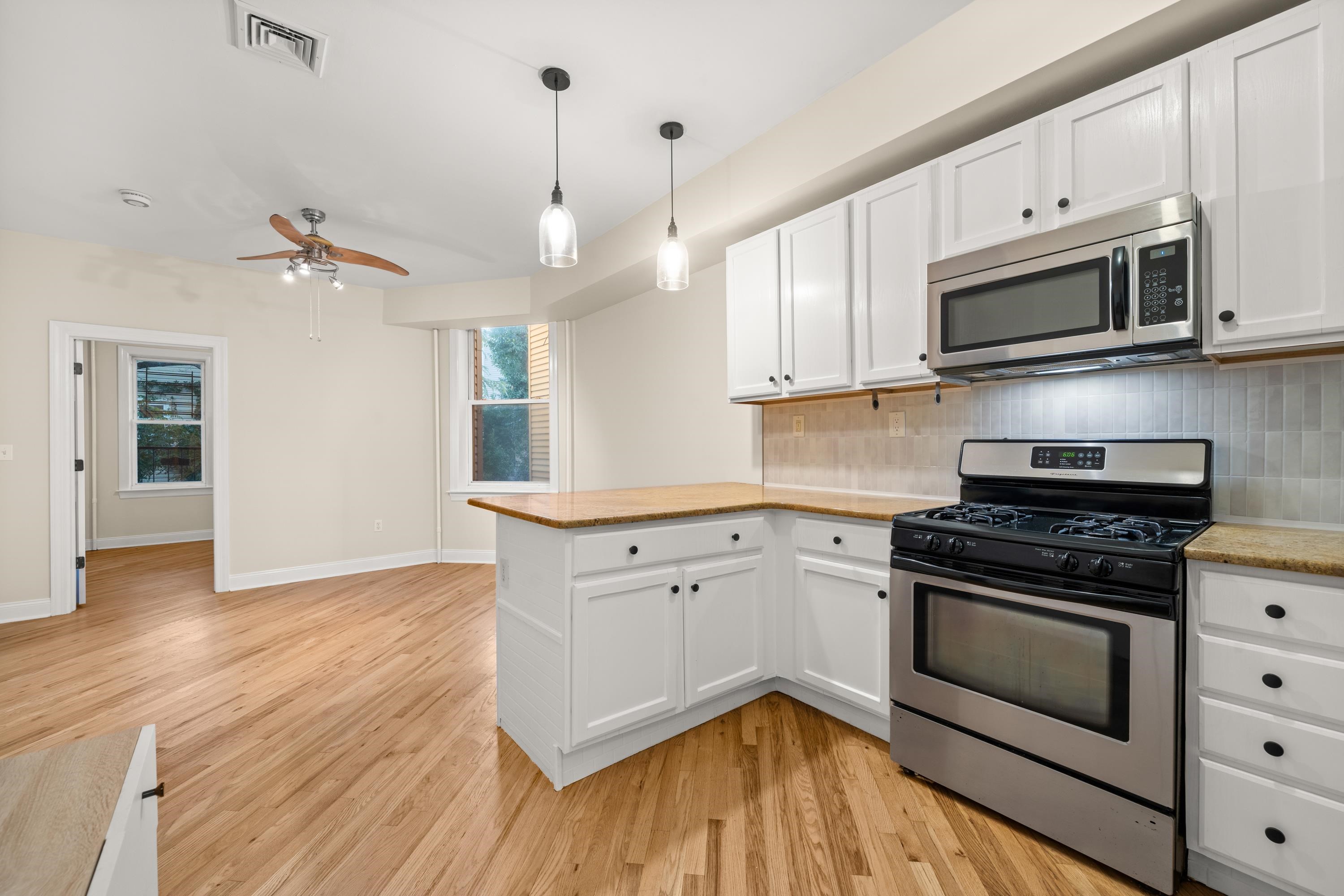 Residential Lease in JC, Heights