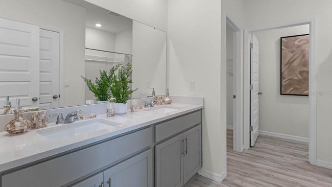 33620 Seattle Slew Dr, House other with 5 bedrooms, 3 bathrooms and null parking in SORRENTO FL | Image 31
