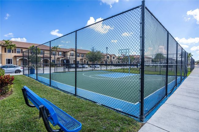3346 W 96 Th Pl, House other with 3 bedrooms, 3 bathrooms and null parking in Hialeah FL | Image 50