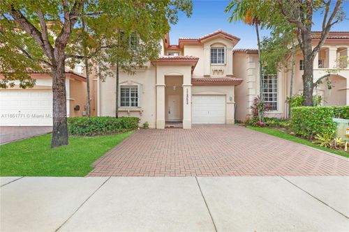 11552 Nw 69th Ter, Doral, FL, 33178-5539 | Card Image