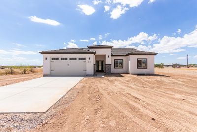 33 N 375 Th Avenue, House other with 4 bedrooms, 2 bathrooms and null parking in Tonopah AZ | Image 2