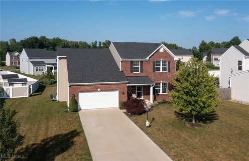 31864 Suncrest Cir, North Ridgeville, OH, 44039-4542 | Card Image