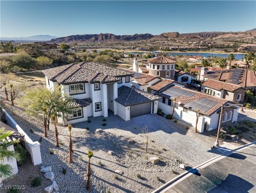 7 Grand Miramar Dr, Henderson, NV, 89011-2203 | Card Image