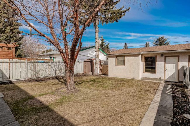 6014 &amp; 6016 37 Street Sw, Home with 6 bedrooms, 3 bathrooms and 4 parking in Calgary AB | Image 44