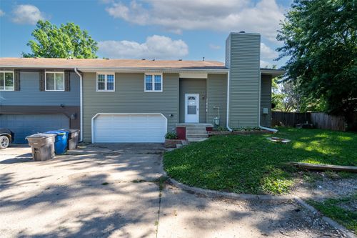2618 Se 18th Ct, Des Moines, IA, 50320-1201 | Card Image