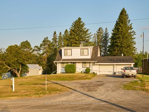 2756 Highway 34 Highway, Champlain, ON, K6A0E5 | Card Image