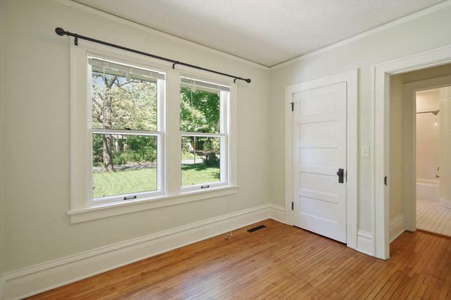 19075 Highland Ave, House other with 2 bedrooms, 1 bathrooms and null parking in Wayzata MN | Image 9
