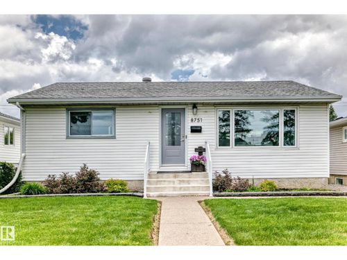 8751 155 St Nw, Edmonton, AB, T5R1W1 | Card Image