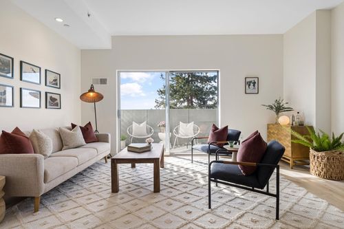 306-6465 6465 San Pablo Ave, Oakland, CA, 94608 | Card Image