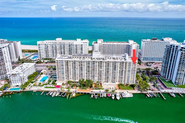 APT-16F - 5600 Collins Ave, Condo with 2 bedrooms, 2 bathrooms and null parking in Miami Beach FL | Image 38
