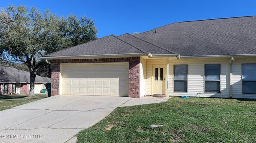 1256 Kapalama Way, Diamondhead, MS, 39525-4374 | Card Image