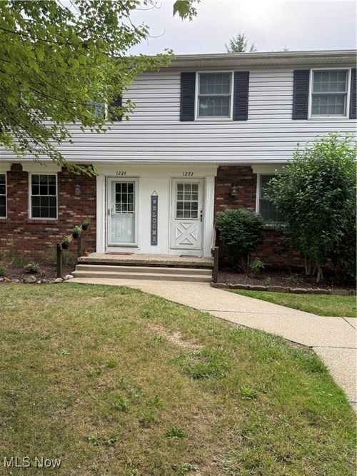 1222 N Carpenter Rd, Brunswick, OH, 44212-3105 | Card Image