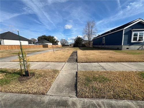 1921 Rose St, Arabi, LA, 70032-1754 | Card Image