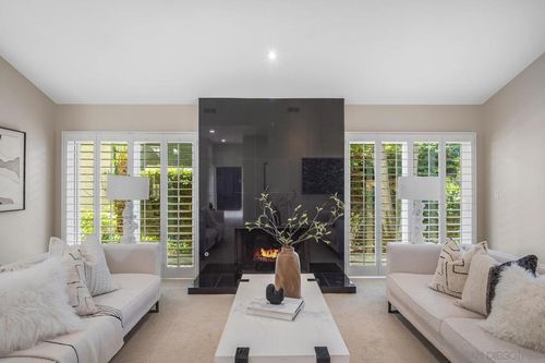 8355 Caminito Linterna, La Jolla, CA, 92037 | Card Image