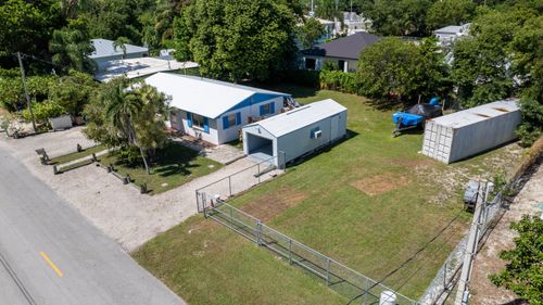 8 S Andros Rd, Key Largo, FL, 33037-5004 | Card Image