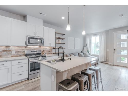 c-19649 W 92nd Dr, Arvada, CO, 80007-8190 | Card Image