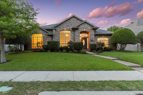 5915 Willow Wood Ln, Dallas, TX, 75252-2666 | Card Image