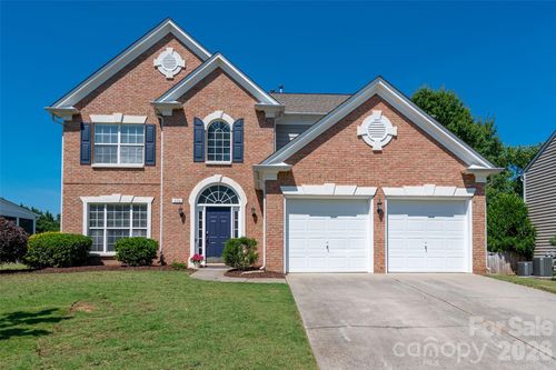 8518 Dennington Grove Ln, Charlotte, NC, 28277-0277 | Card Image