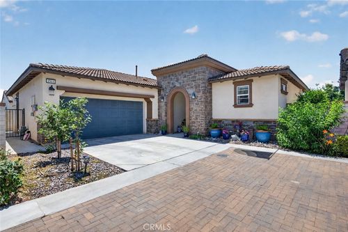 4564 S Afton Privado, Ontario, CA, 91761-2738 | Card Image