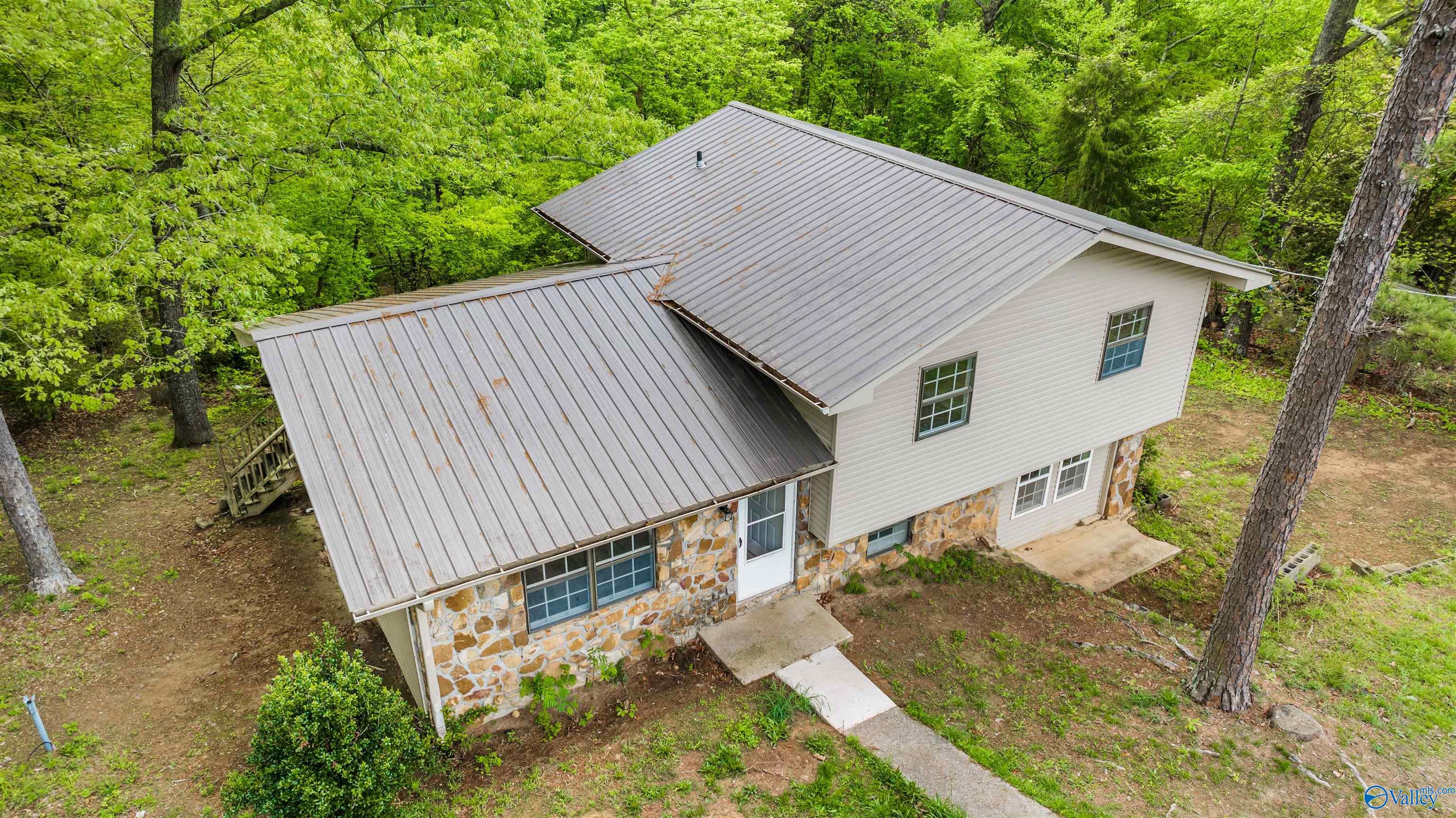 Horseshoe Cir, Fort Payne, AL 35967 #1
