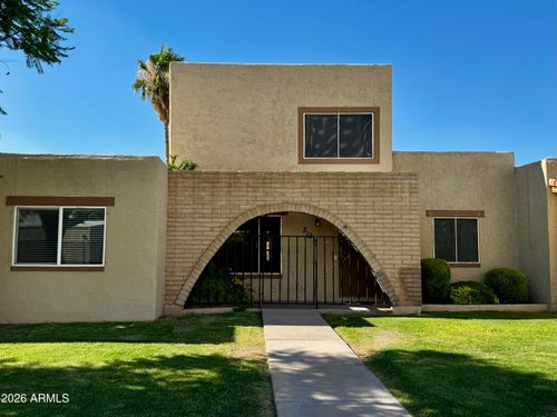 2126 E Villa Ct, Tempe, AZ, 85282-7443 | Card Image
