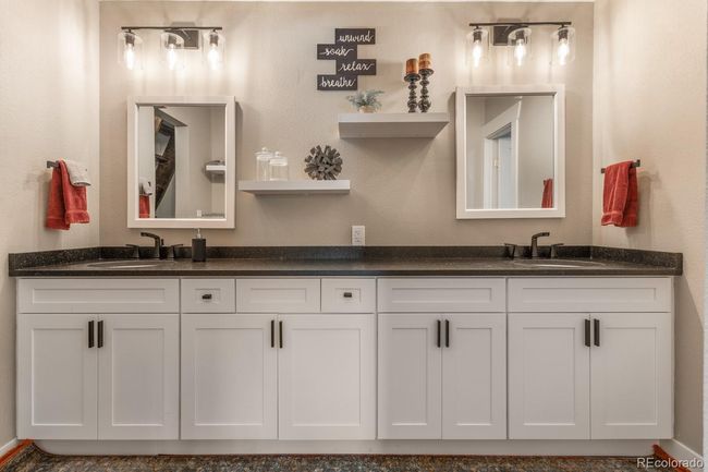 APT-5 - 110 E Beaver Creek Blvd, Condo with 3 bedrooms, 3 bathrooms and 2 parking in Avon CO | Image 32