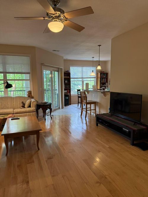 288-331 Scio Village Ct, Ann Arbor, MI, 48103-9145 | Card Image