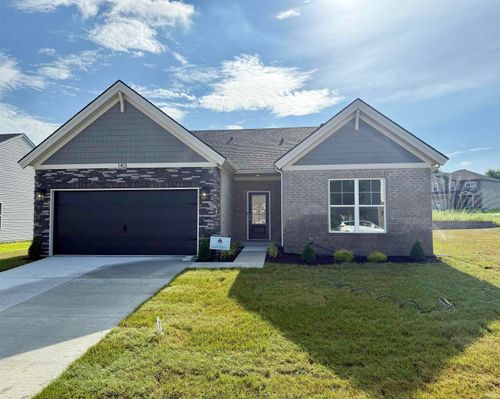 1401 N Hunters Crossing Cir, Huntingburg, IN, 47542-0110 | Card Image