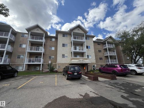 213-17467 98a Ave Nw, Edmonton, AB, T5T6E9 | Card Image