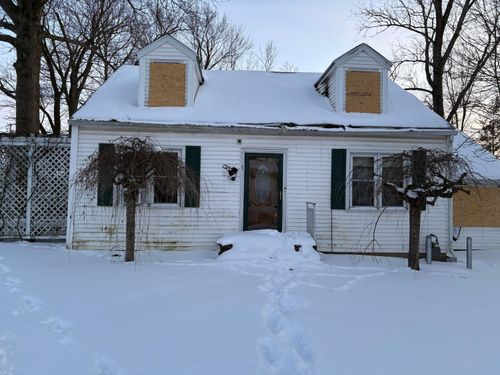 5 W Taylor St, Ashley, OH, 43003-9661 | Card Image