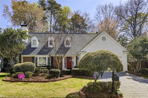 1059 Della St Se, Marietta, GA, 30067-5474 | Card Image