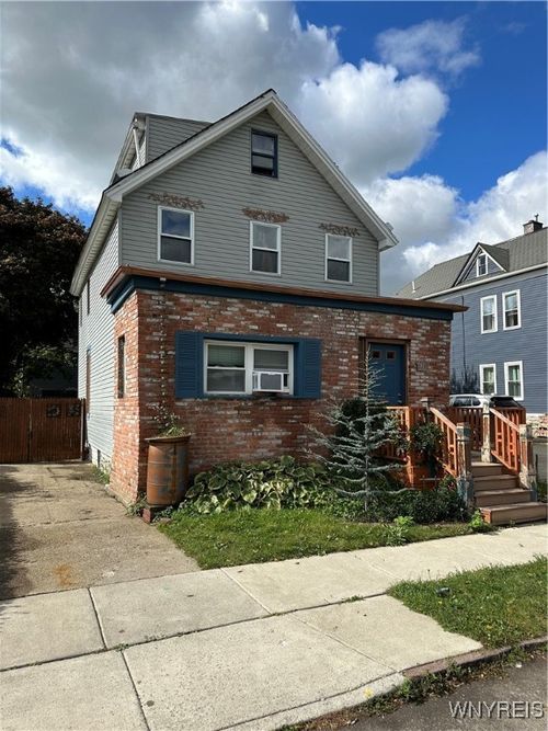 72 Chenango St, Buffalo, NY, 14213-2337 | Card Image