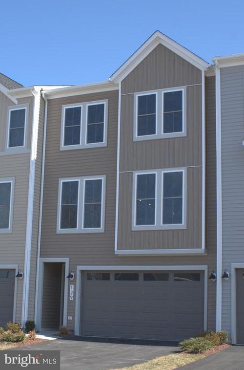 129 Heyford Dr, STEPHENSON, VA, 22656-2153 | Card Image
