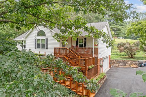42 Stone Coal Rd, Troutville, VA, 24175-6204 | Card Image