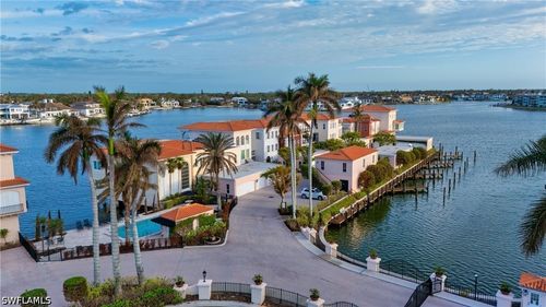 1400-4000 Gulf Shore Blvd N, NAPLES, FL, 34103-2278 | Card Image