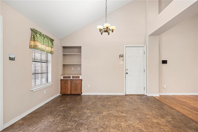 703 W Josephine Ave, House other with 3 bedrooms, 2 bathrooms and null parking in Orange Grove TX | Image 13