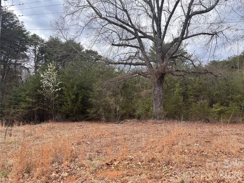 1028 22nd Street Se, Hickory, NC, 28602 | Card Image