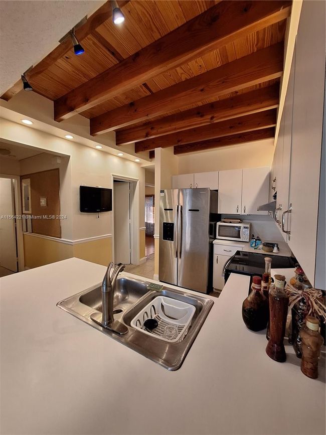 3826 - 3826 Sw 153 Rd Pl, Townhouse with 2 bedrooms, 2 bathrooms and null parking in Miami FL | Image 6