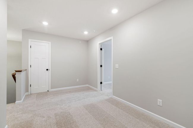 Upper Loft Area | Image 33