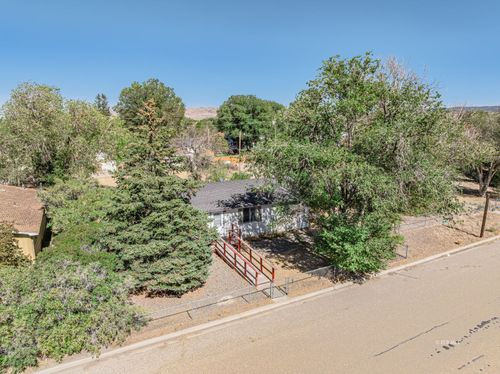 217 4th St, Wells, NV, 89835-8027 | Card Image