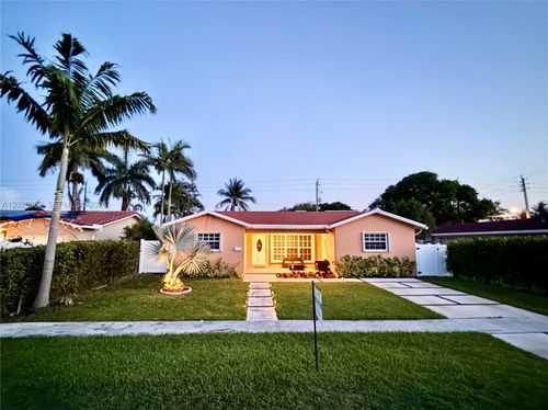 206 Se 3rd Pl, Dania Beach, FL, 33004-4127 | Card Image