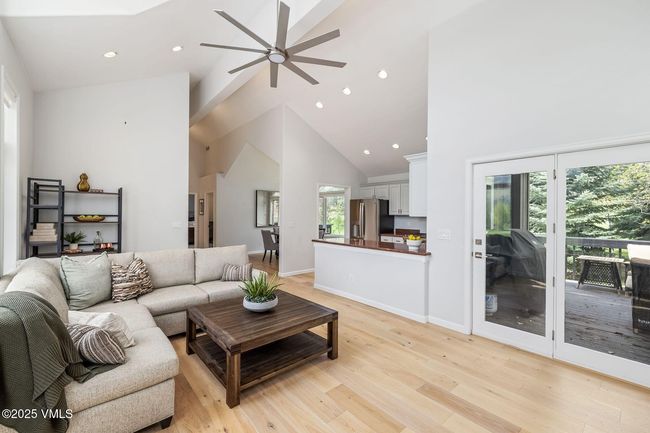 A - 210 June Creek Rd, Home with 4 bedrooms, 4 bathrooms and 5 parking in Edwards CO | Image 15