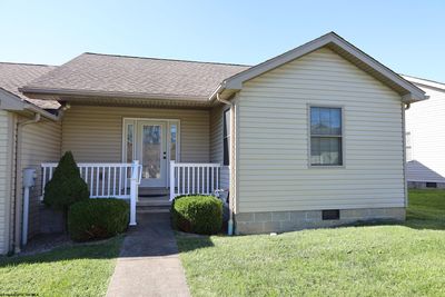 217 Edgewater Drive, Townhouse with 2 bedrooms, 2 bathrooms and 3 parking in Elkins WV | Image 2