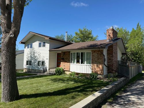 33 Carolina Dr, Cochrane, AB, T4C1C4 | Card Image